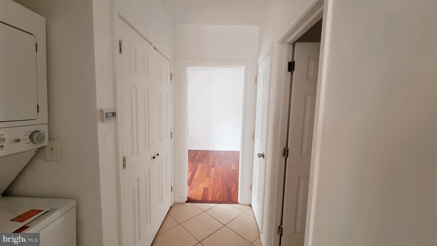 169 W Jefferson Unit: 1