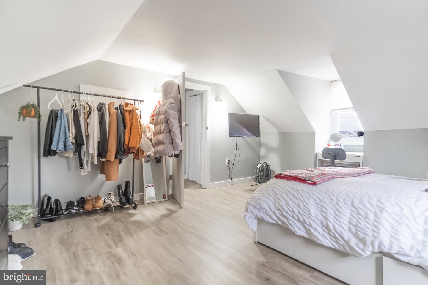 621 S 18TH Unit: 3F