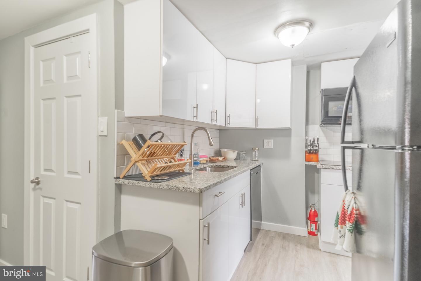621 S 18TH Unit: 3F