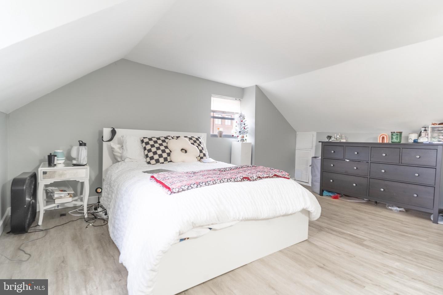 621 S 18TH Unit: 3F