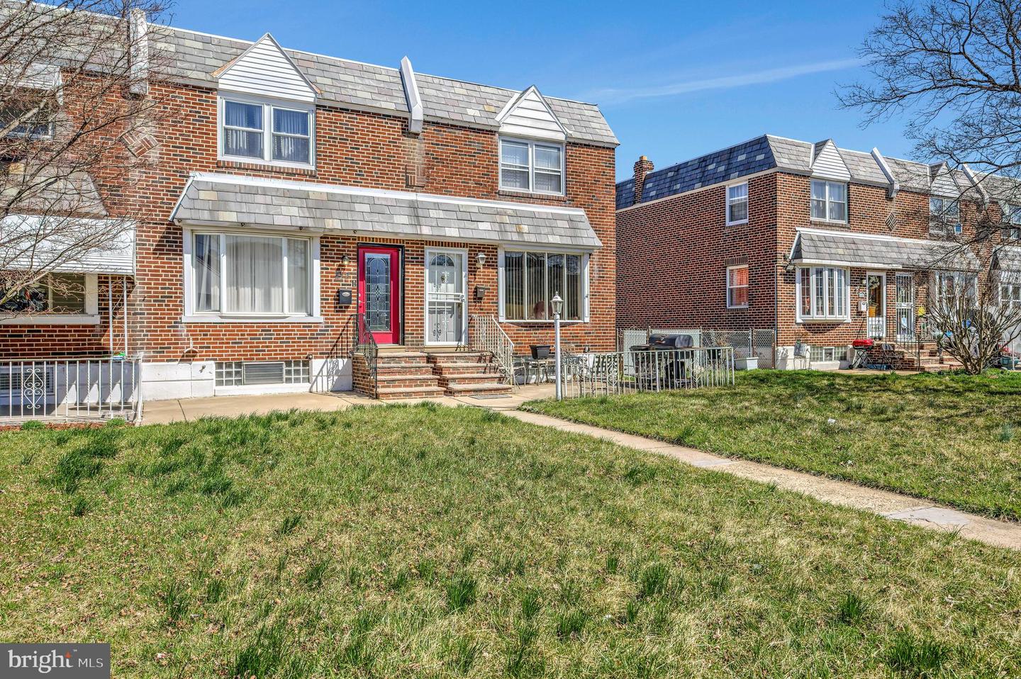 2125 Devereaux AVENUE