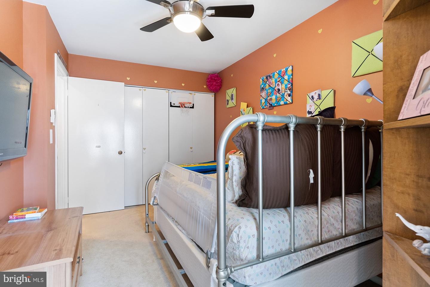 100 N 22ND N Unit: 103