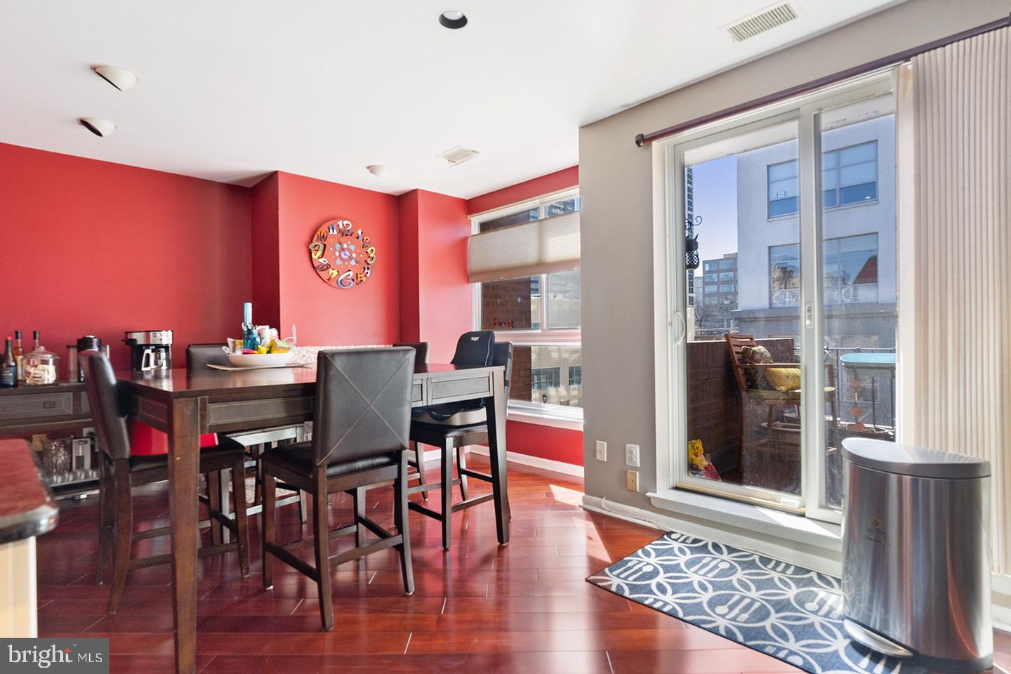 100 N 22ND N Unit: 103