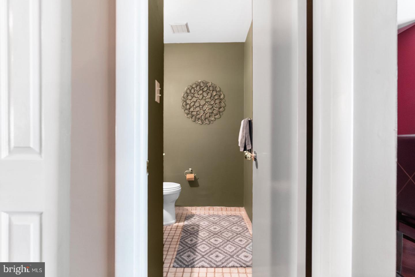 100 N 22ND N Unit: 103