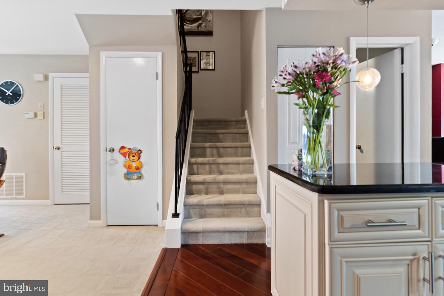 100 N 22ND N Unit: 103