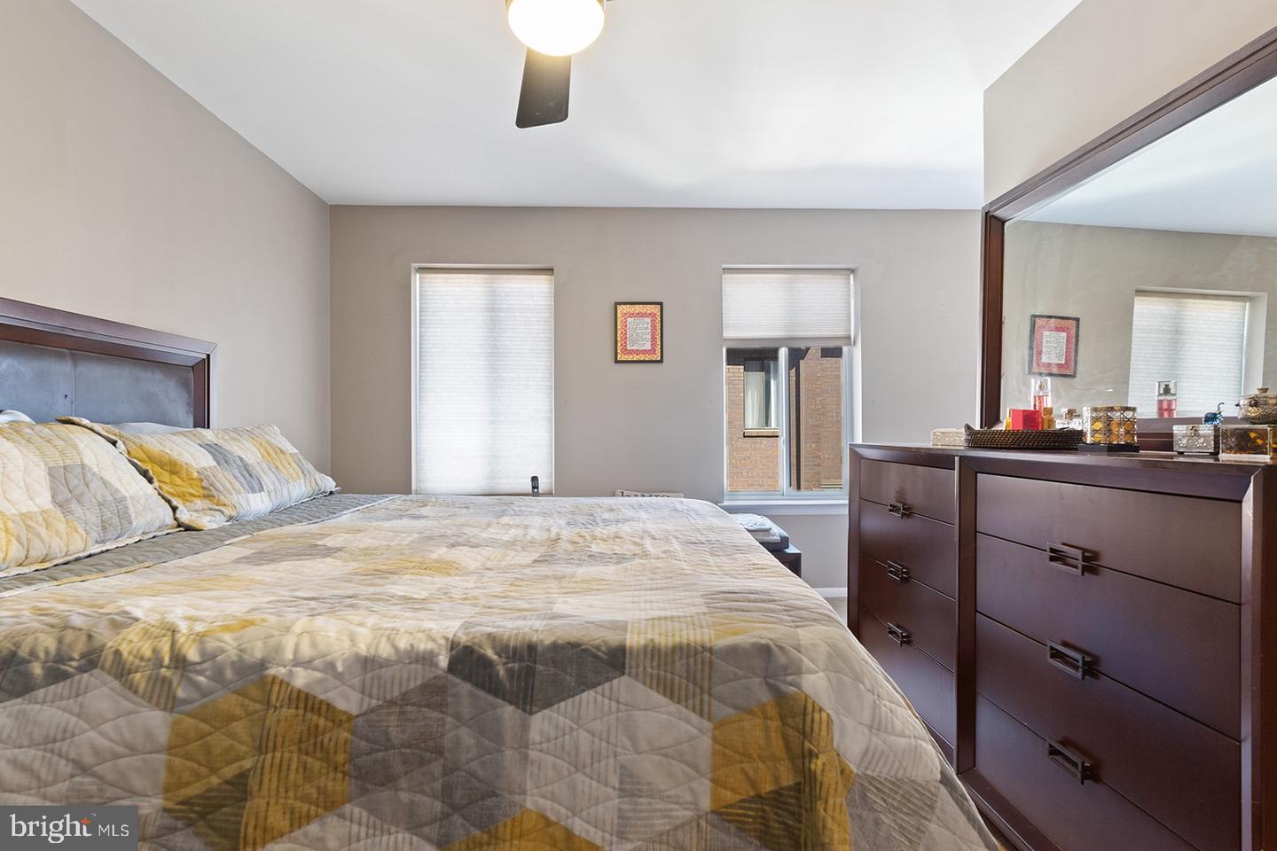 100 N 22ND N Unit: 103