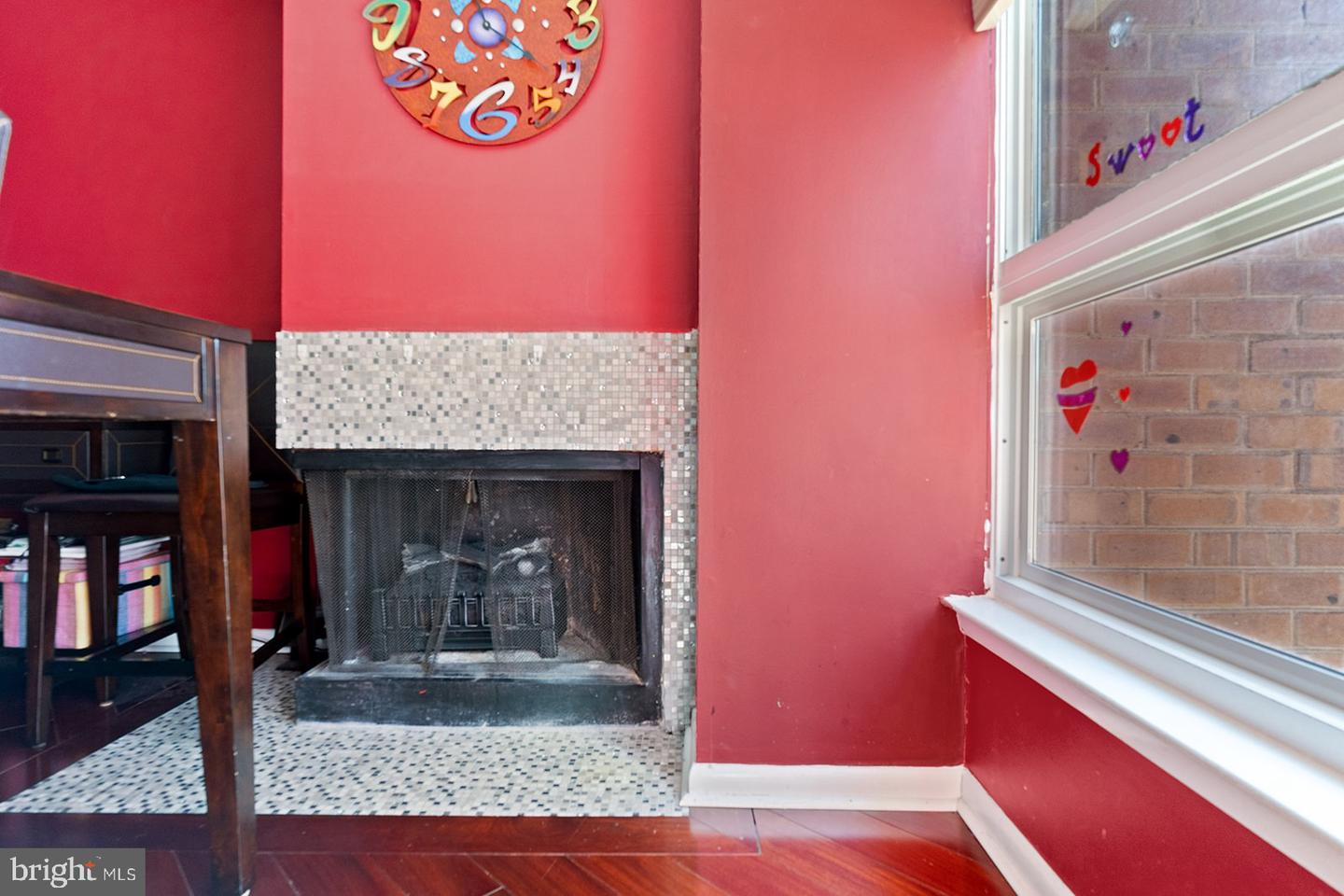 100 N 22ND N Unit: 103