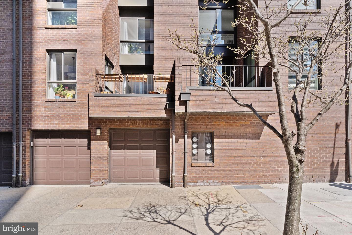 100 N 22ND N Unit: 103