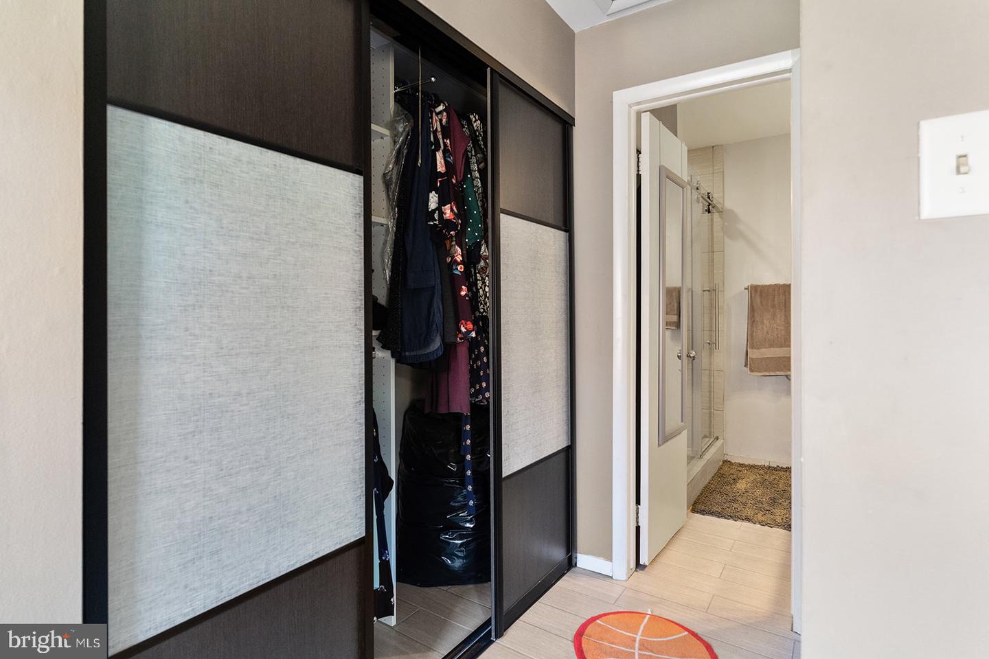 100 N 22ND N Unit: 103