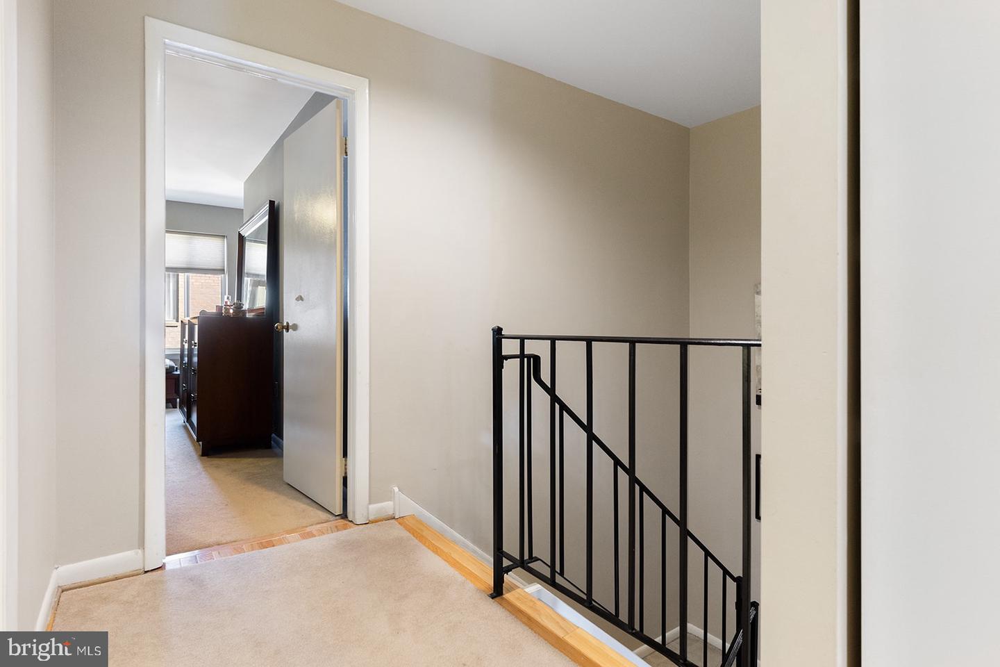 100 N 22ND N Unit: 103