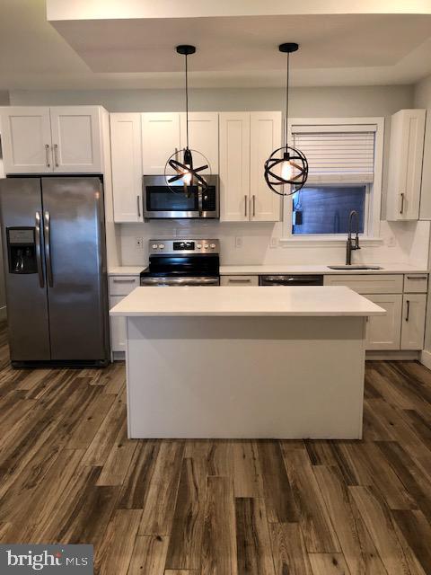 2562 Frankford AVENUE Unit: 1R