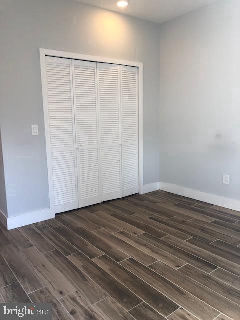 2562 Frankford AVENUE Unit: 1R