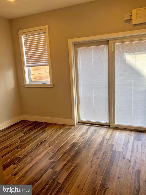 2562 Frankford AVENUE Unit: 1R
