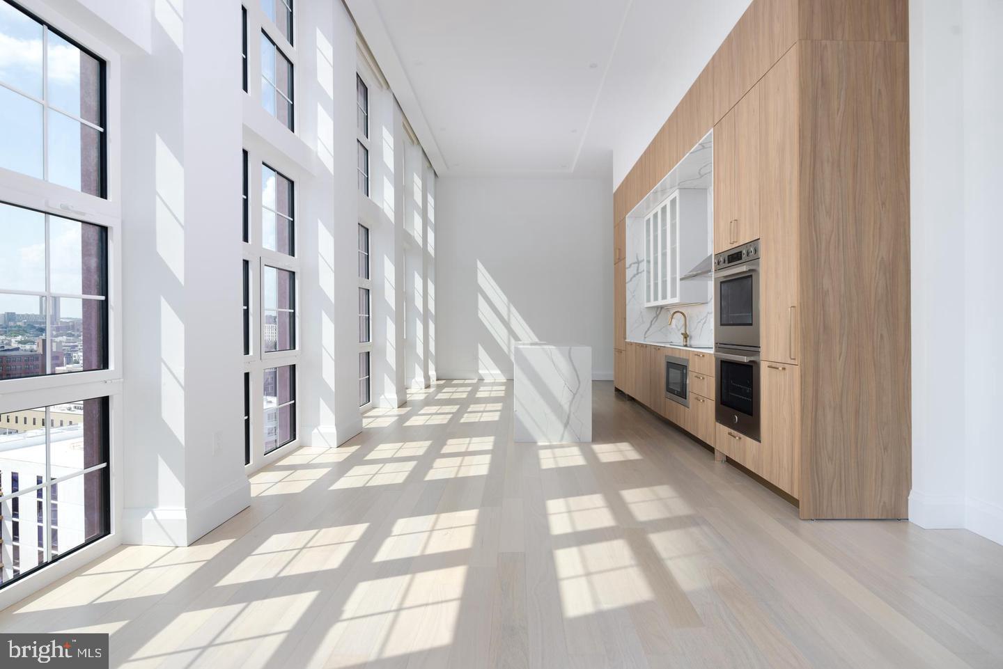 1099 GERMANTOWN AVENUE Unit: 2B