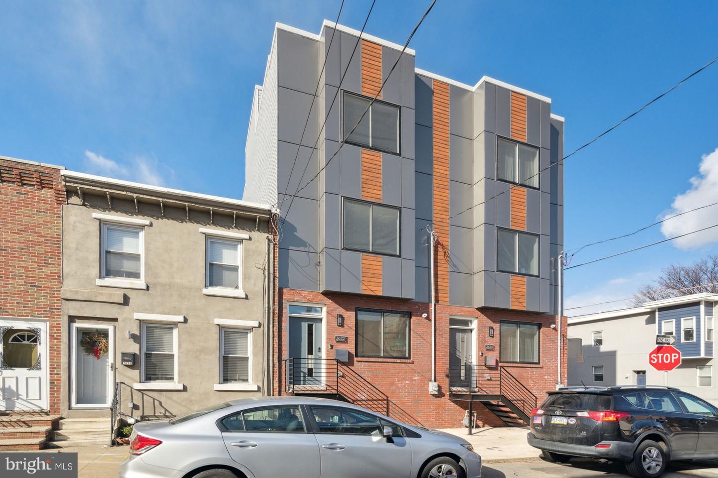 2622 TULIP STREET