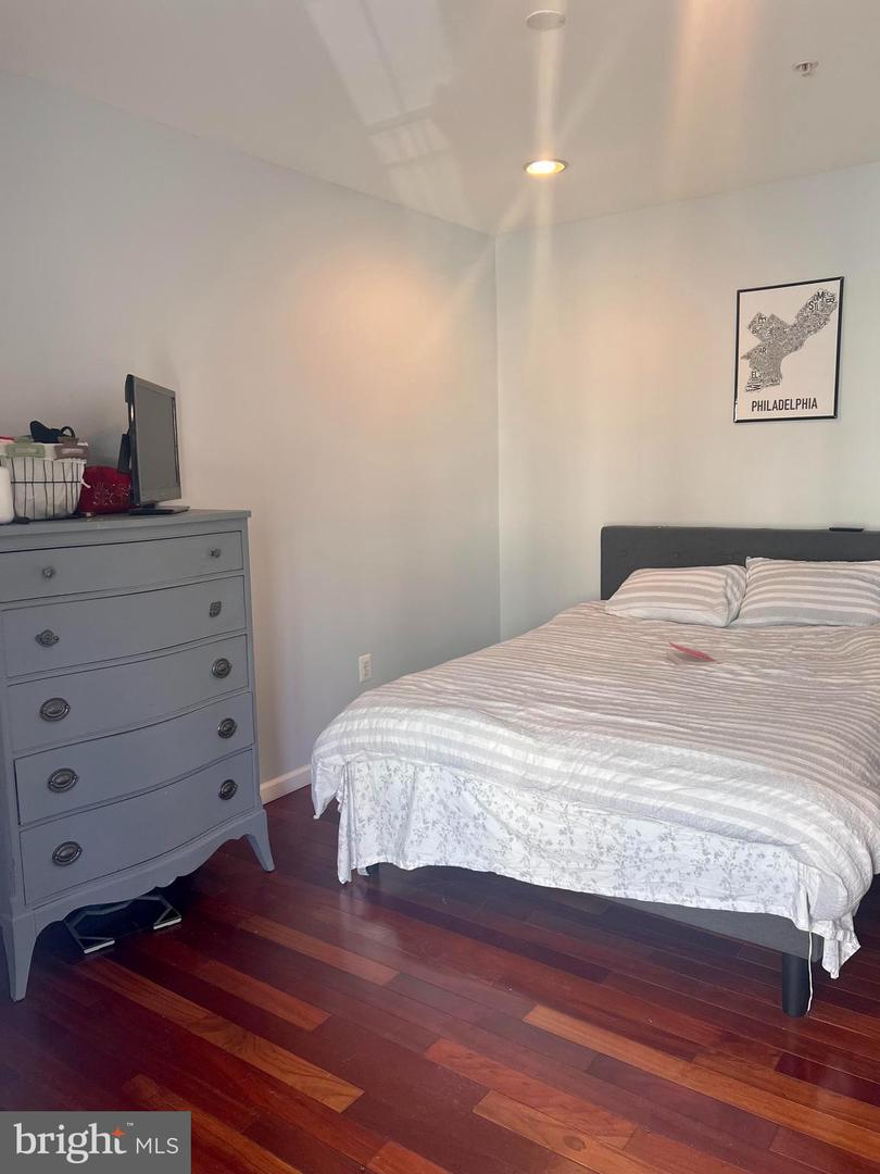 169 W Jefferson STREET Unit: 2