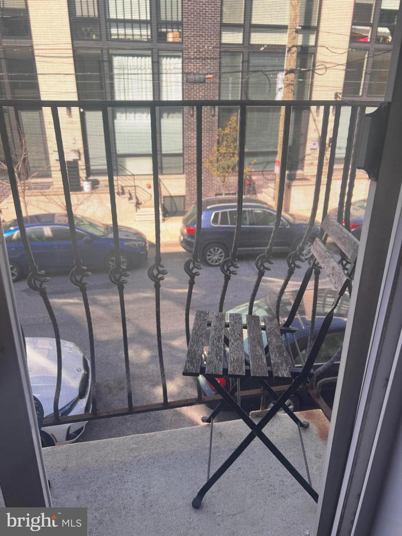 169 W Jefferson STREET Unit: 2
