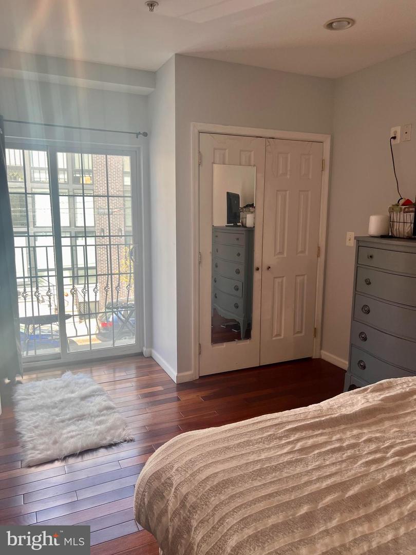 169 W Jefferson STREET Unit: 2