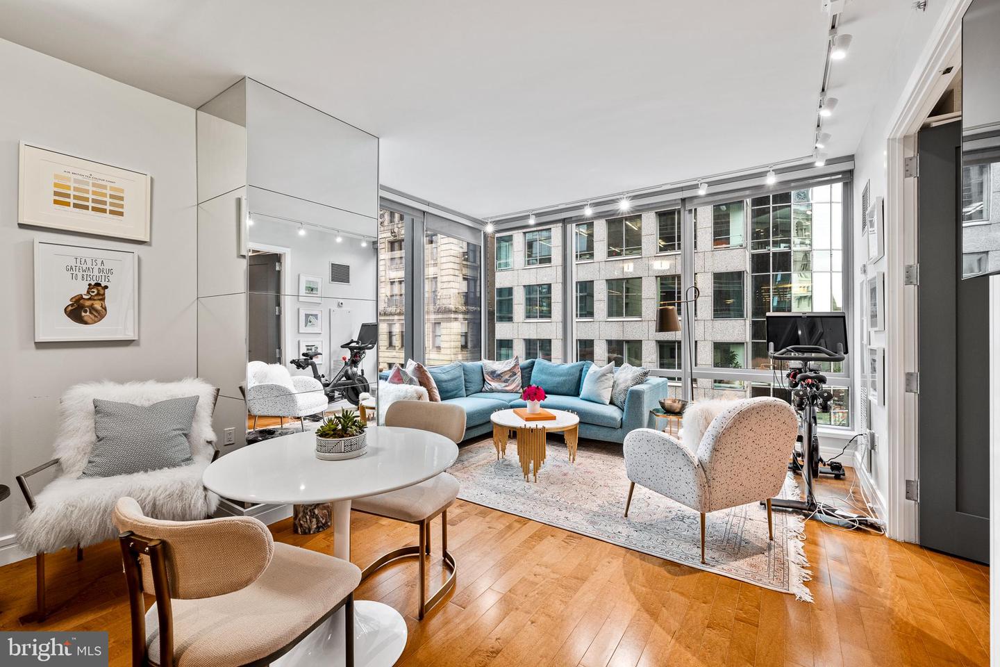 1414 S PENN SQUARE Unit: 17G