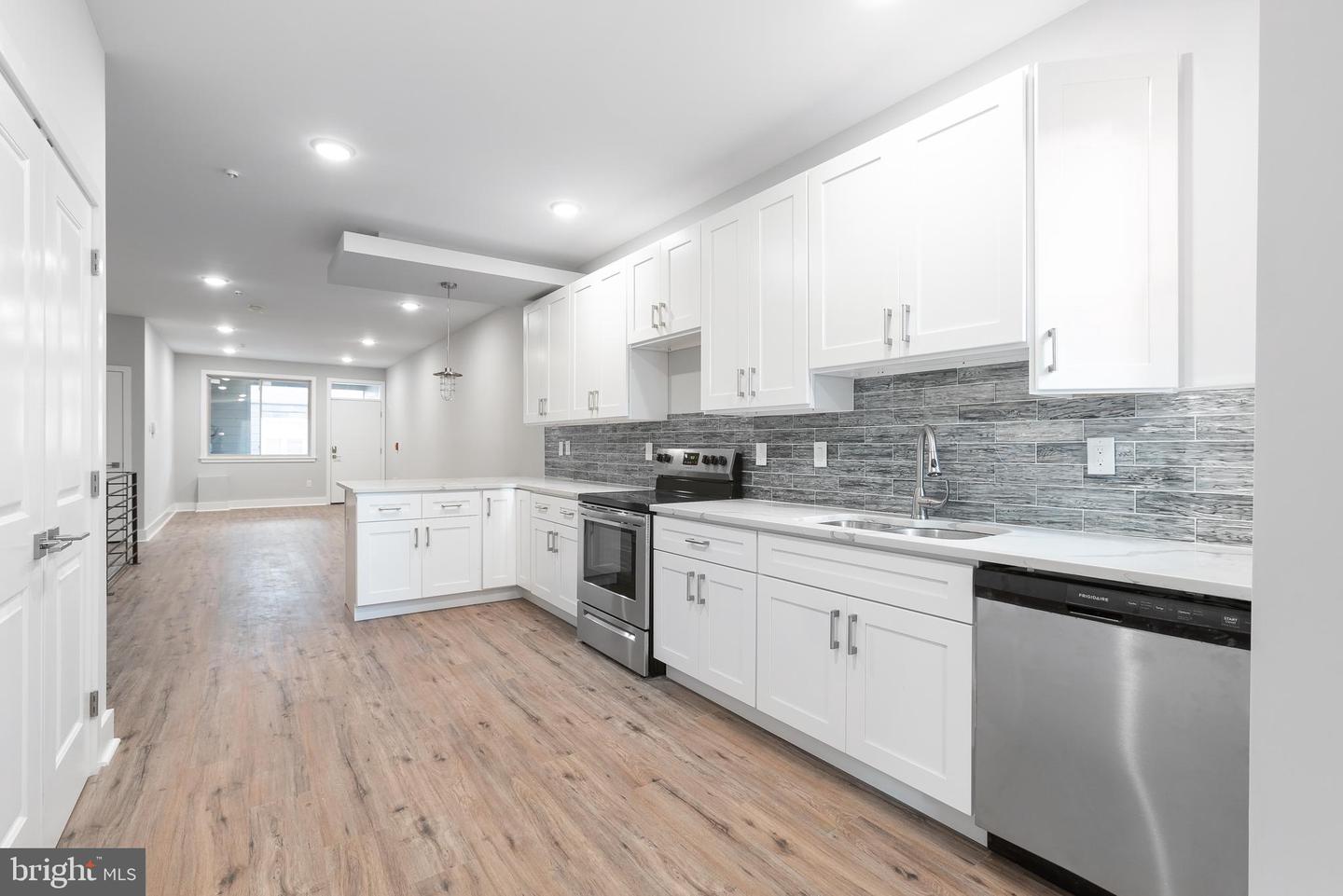 1604 N 6th STREET Unit: 1