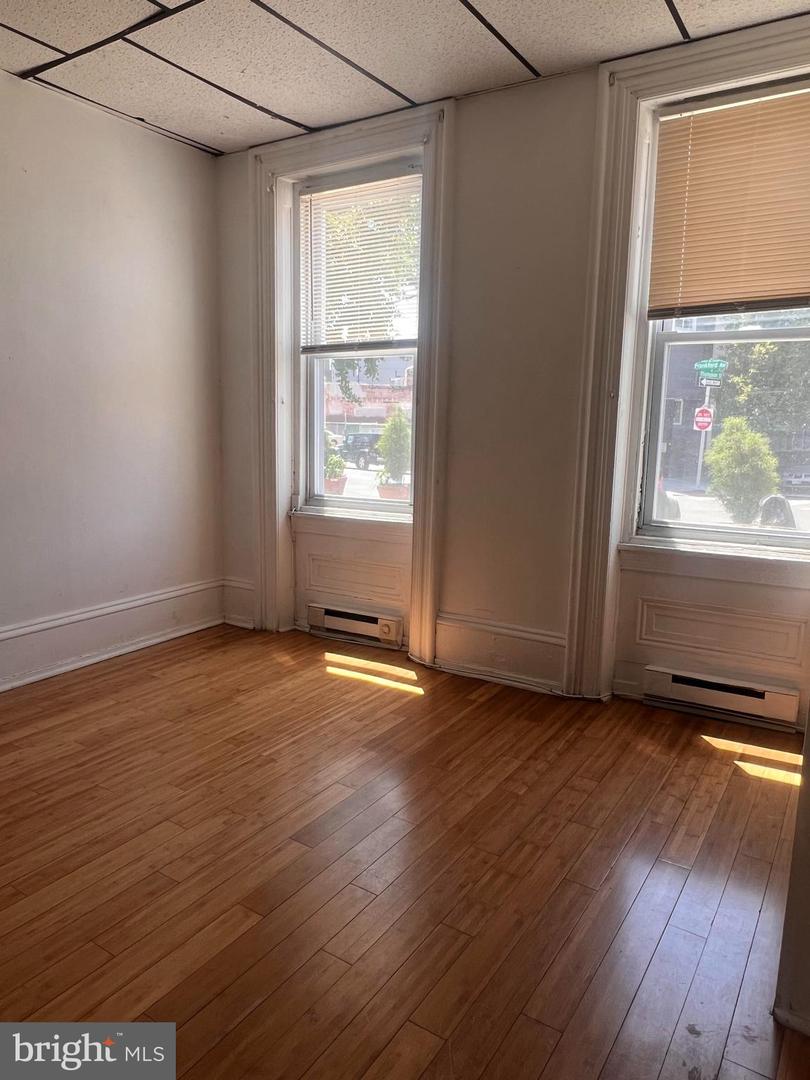 1249 Shackamaxon STREET Unit: 1F