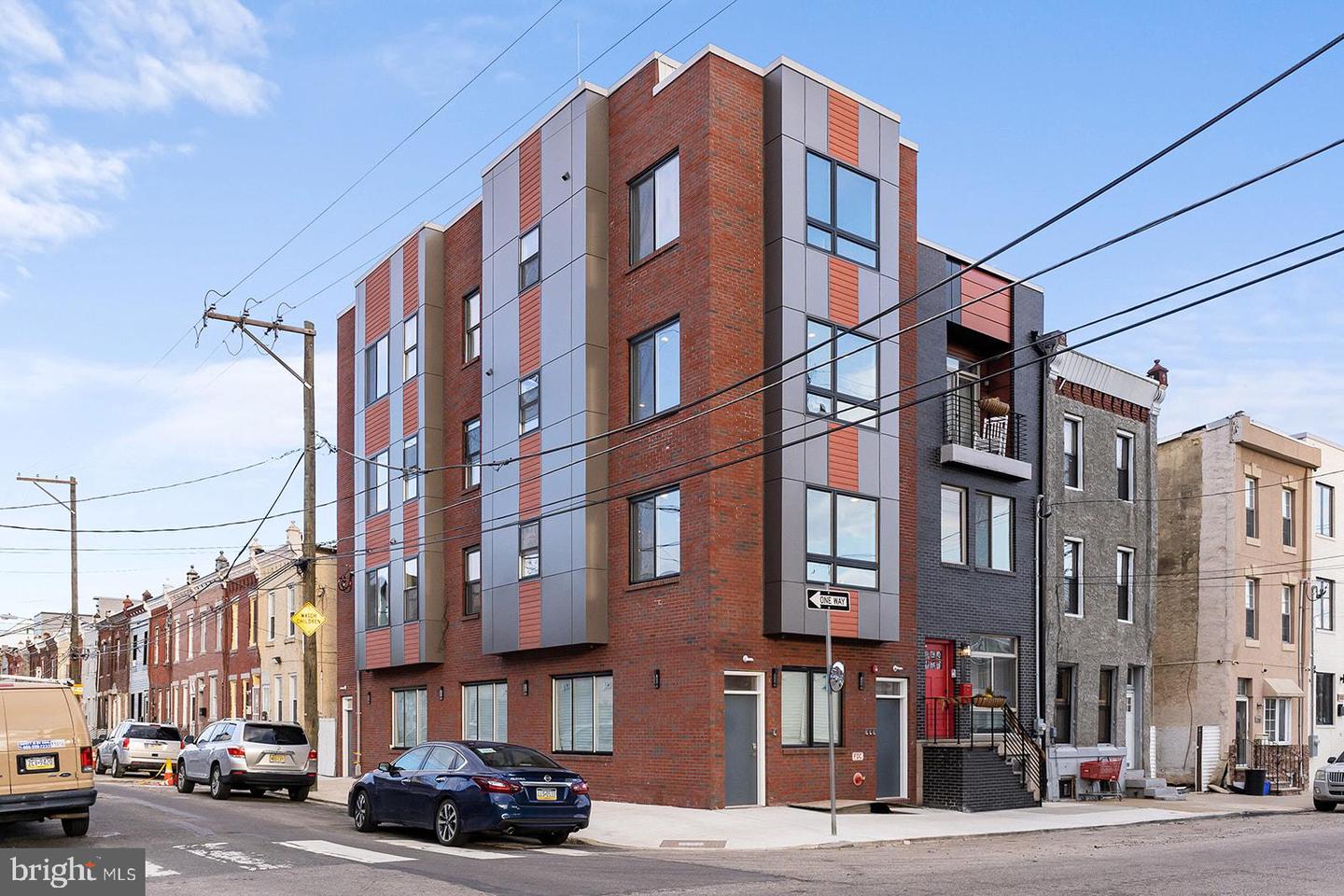 2101 E Huntingdon STREET Unit: 4