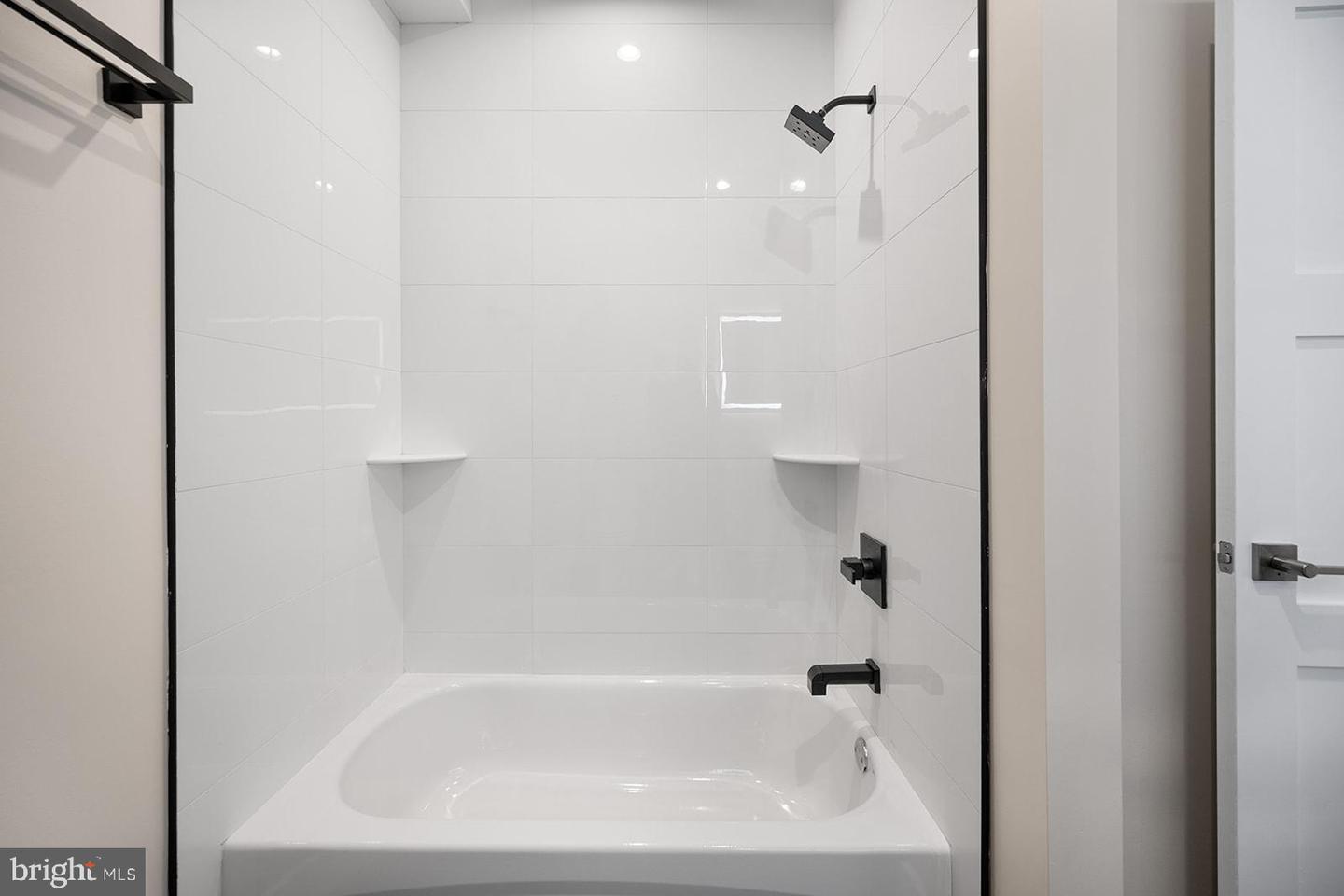 167 W Susquehanna AVENUE Unit: 1