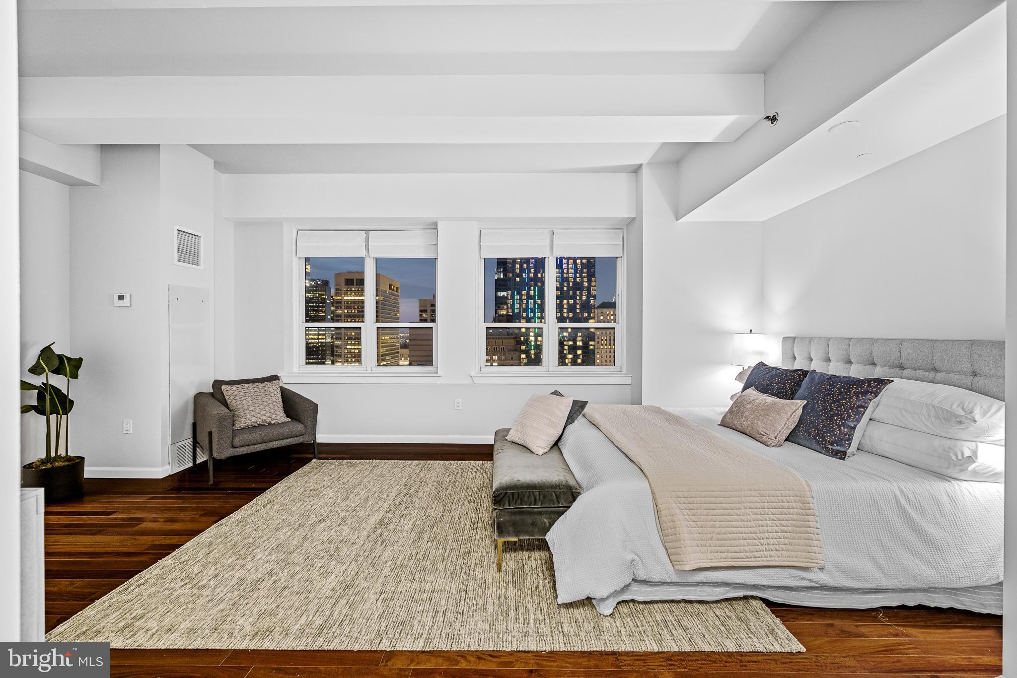 1425 LOCUST STREET Unit: PH31