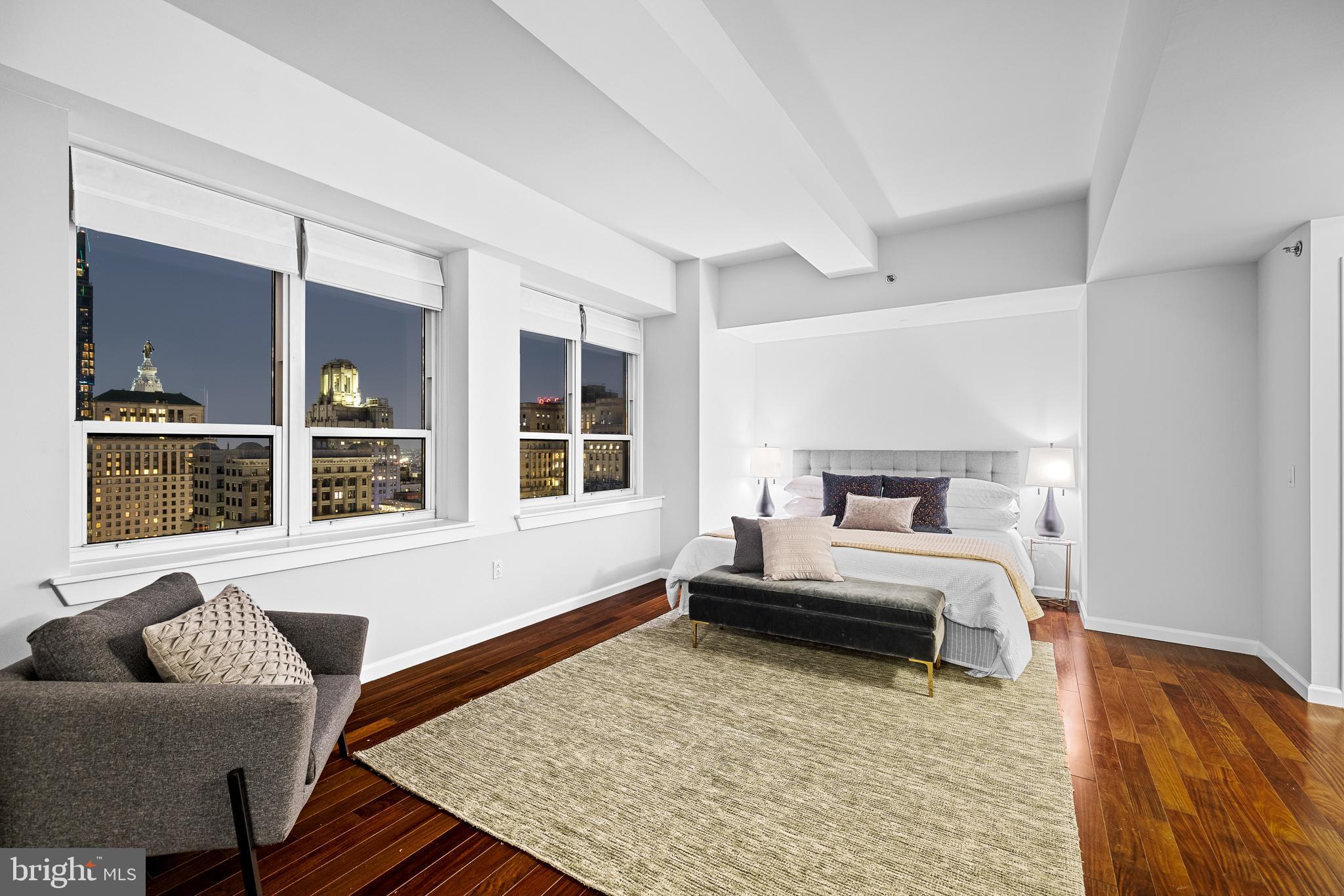 1425 LOCUST STREET Unit: PH31