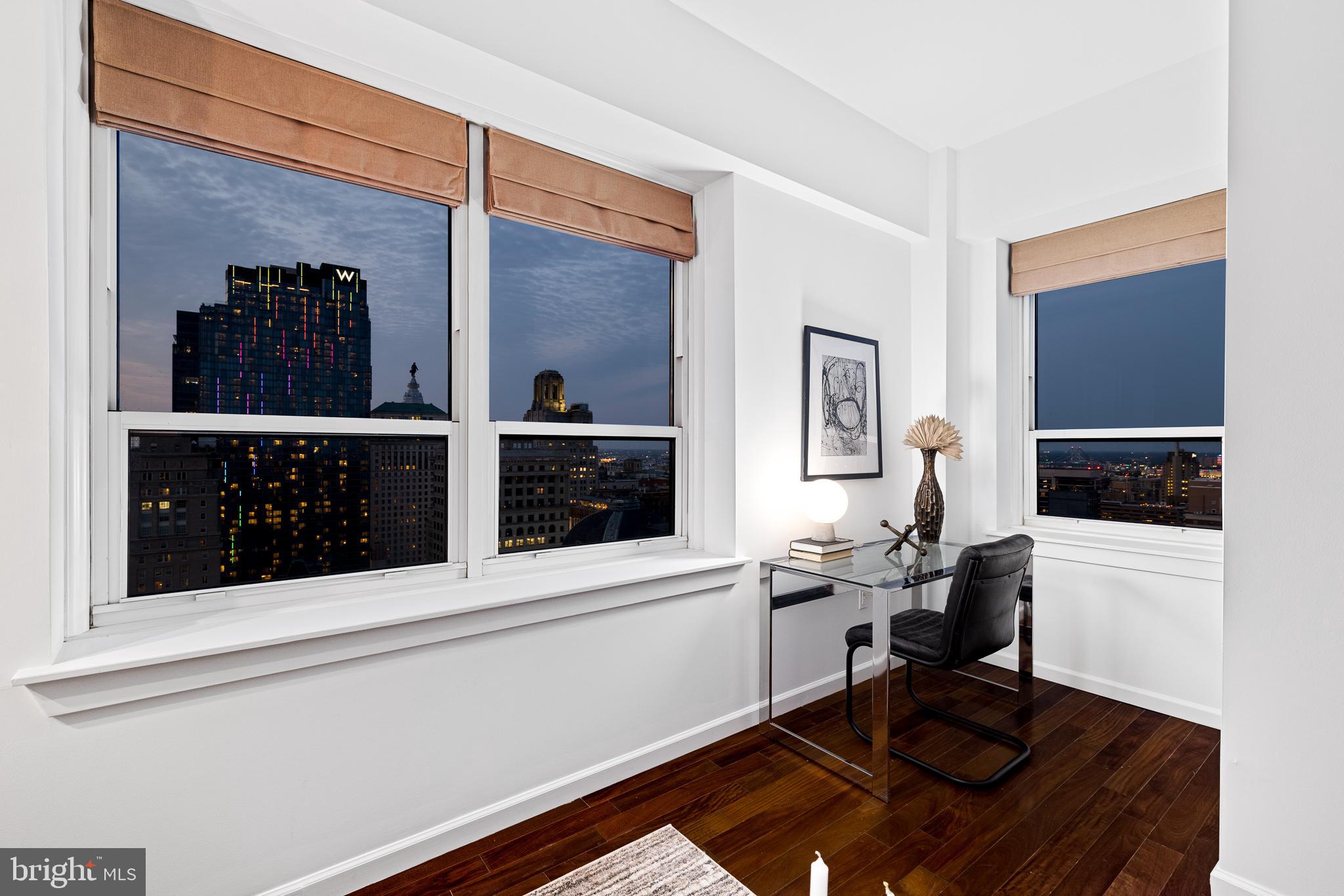 1425 LOCUST STREET Unit: PH31