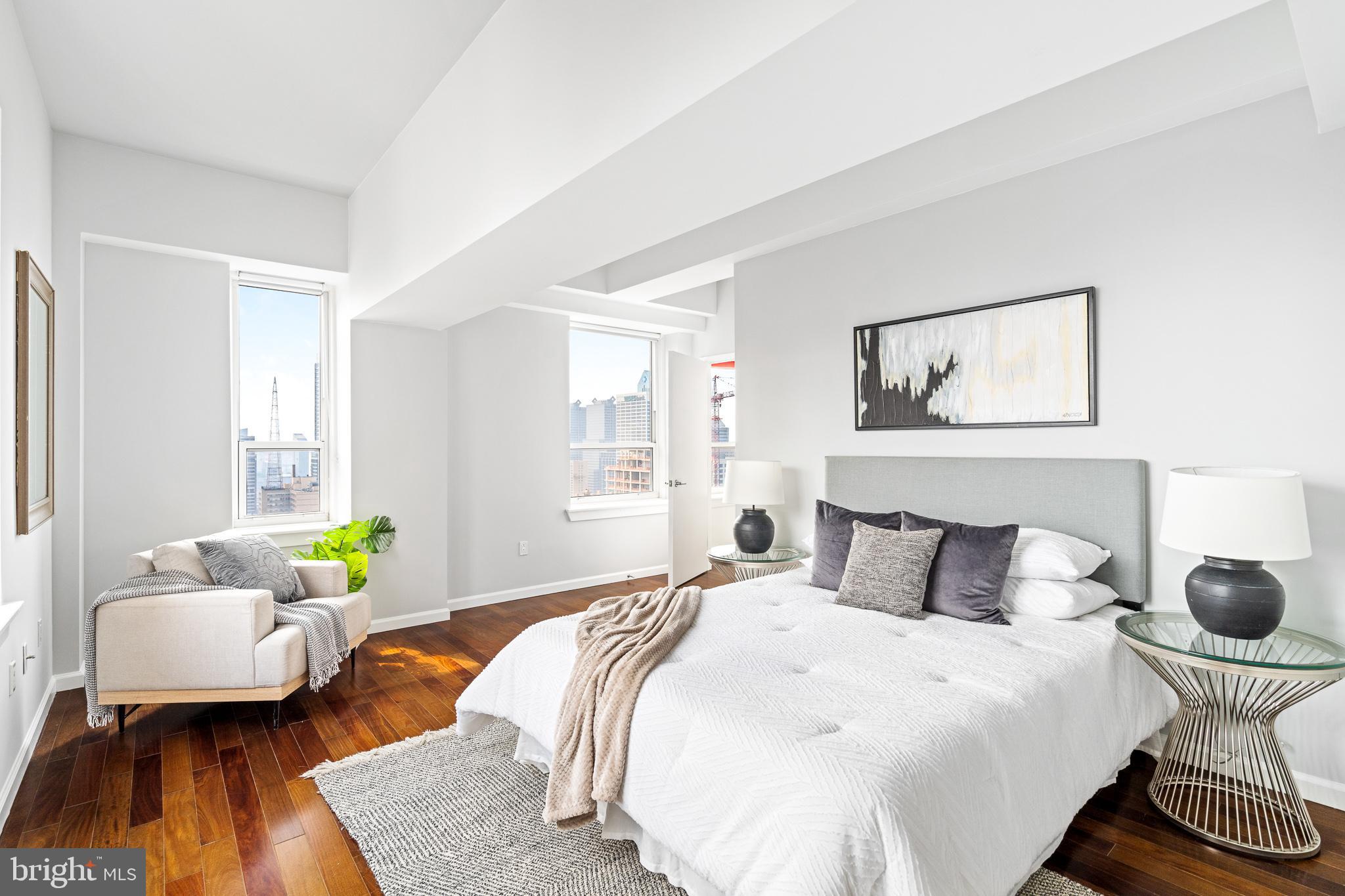 1425 LOCUST STREET Unit: PH31