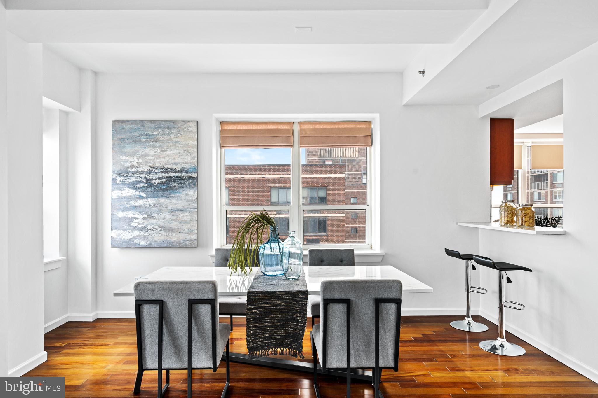 1425 LOCUST STREET Unit: PH31