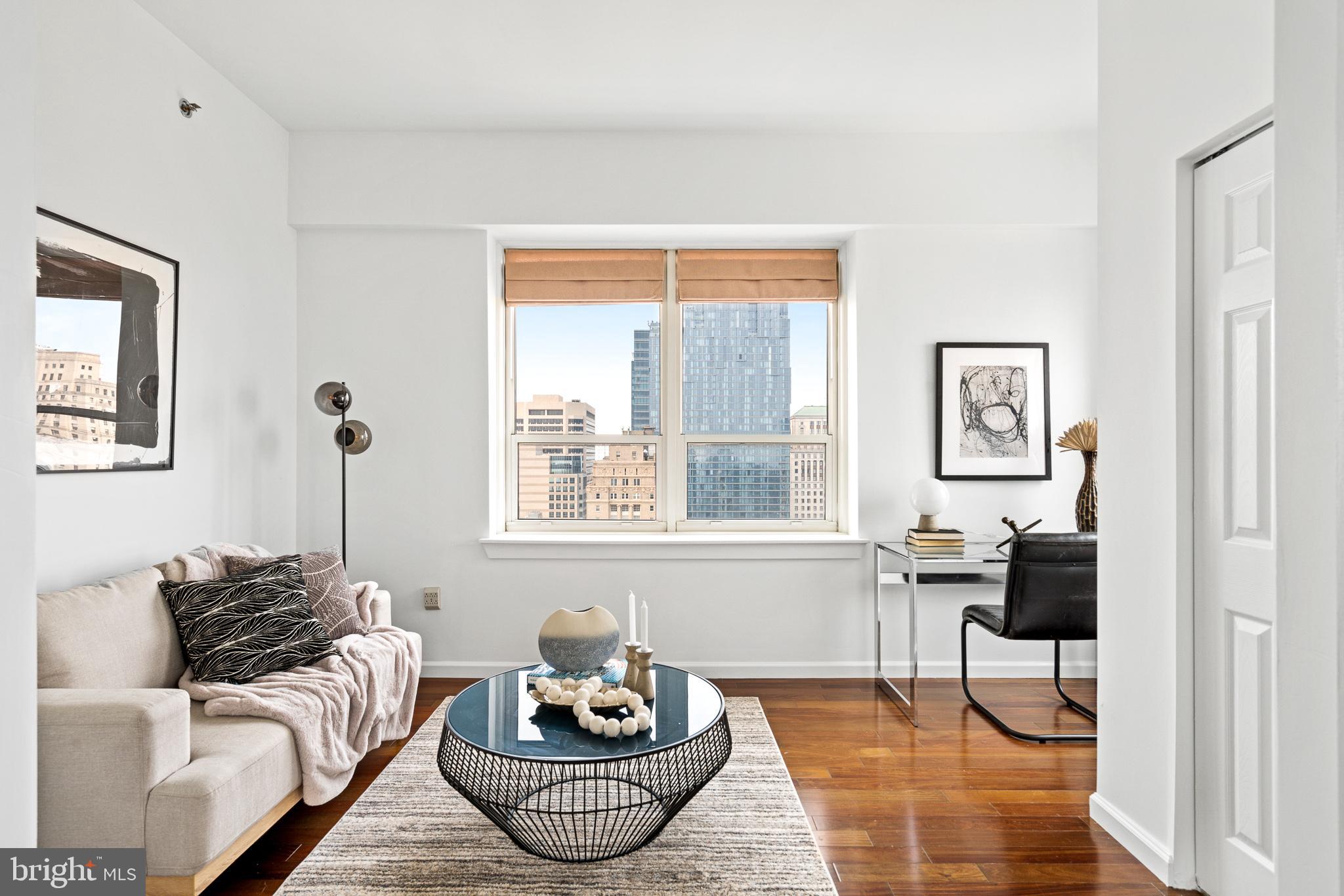 1425 LOCUST STREET Unit: PH31