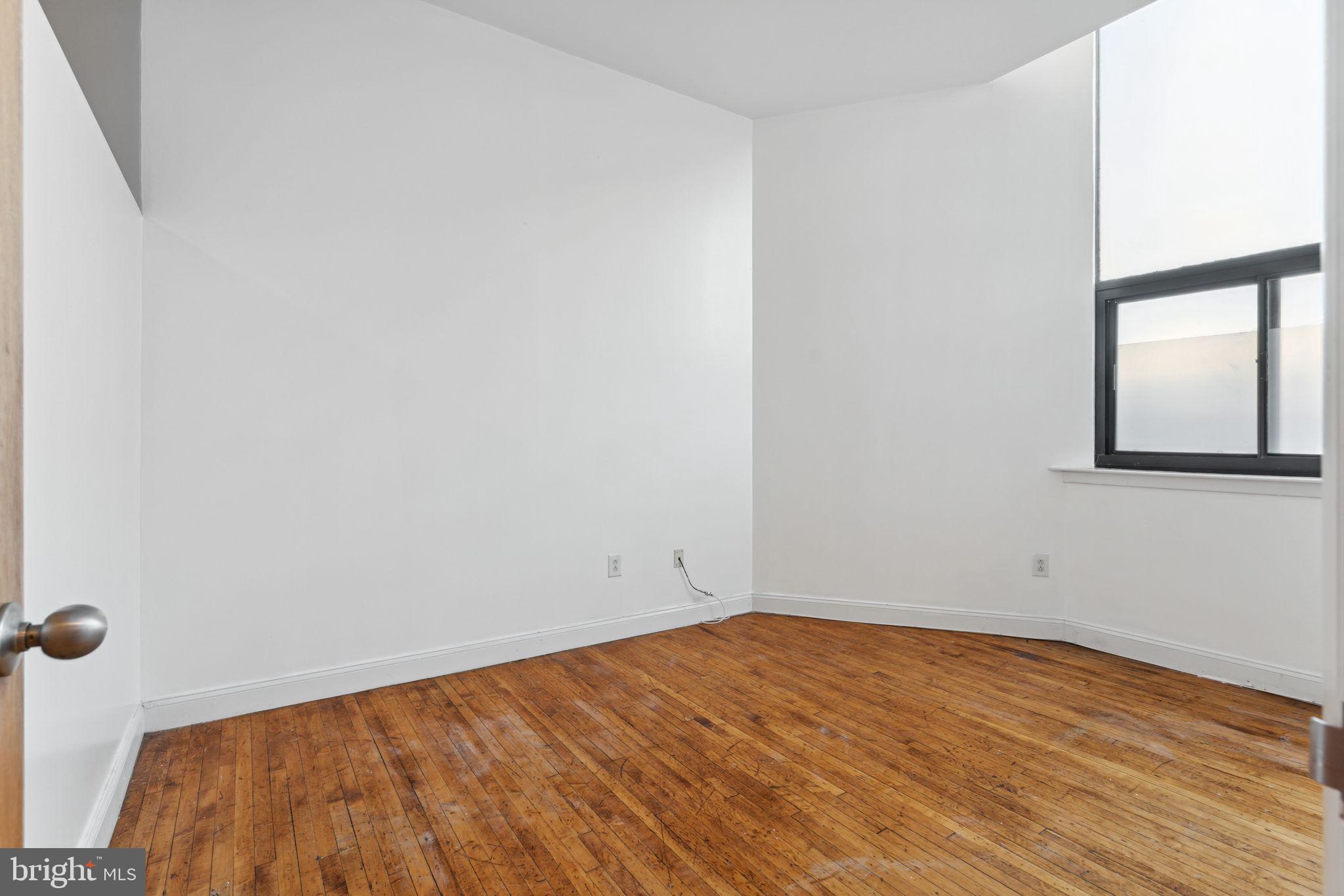 315 ARCH STREET Unit: 206