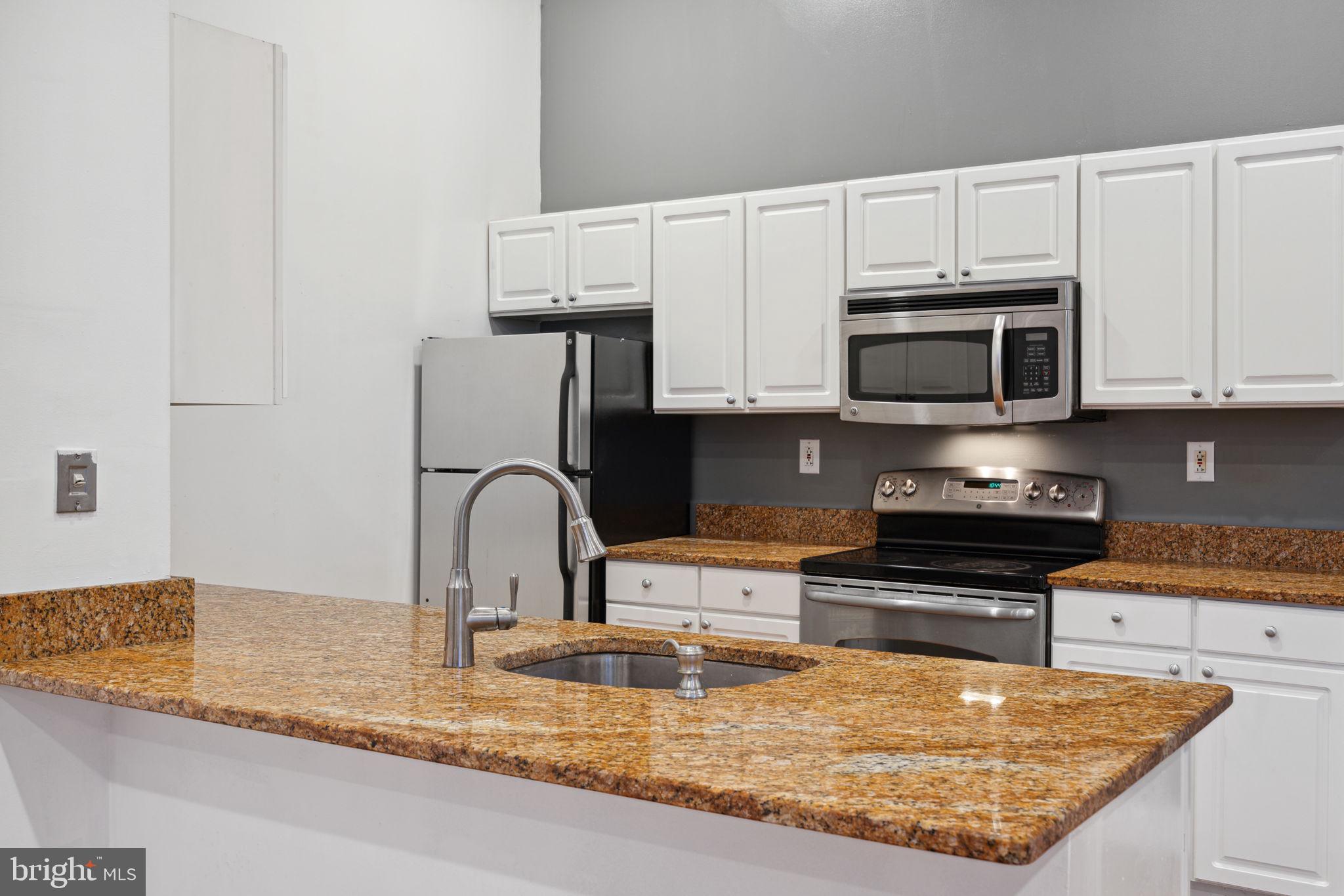 315 ARCH STREET Unit: 206