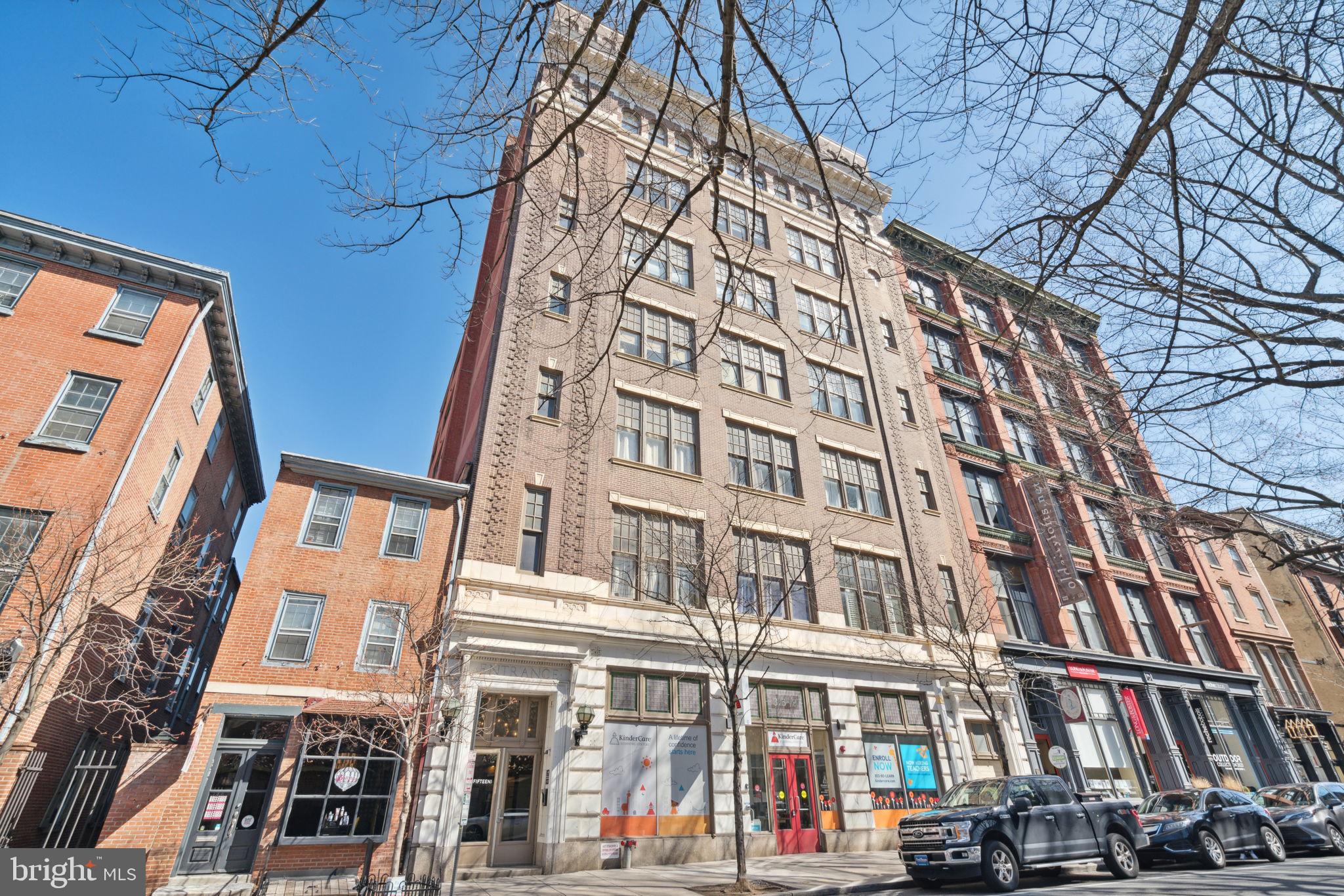 315 ARCH STREET Unit: 206