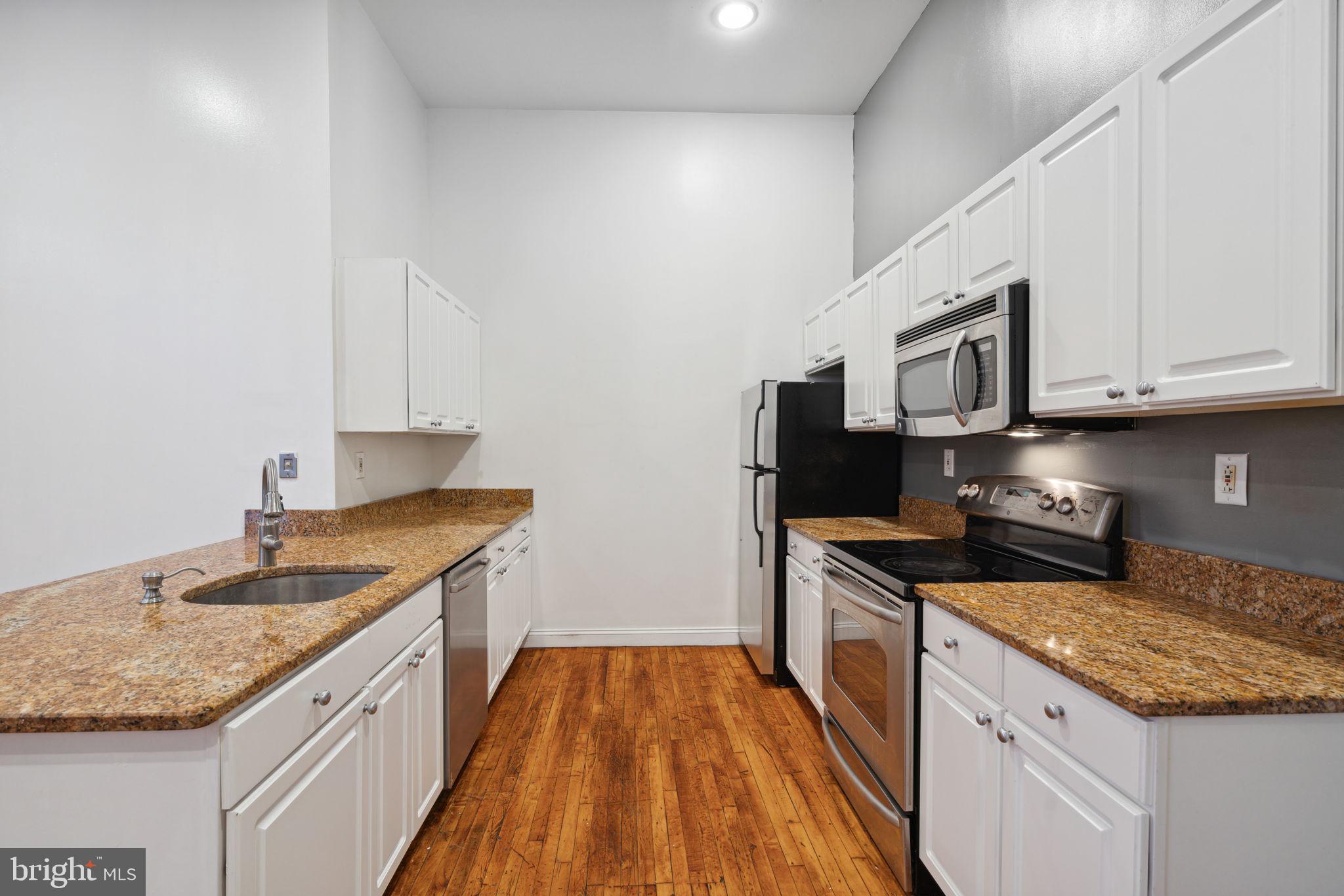 315 ARCH STREET Unit: 206