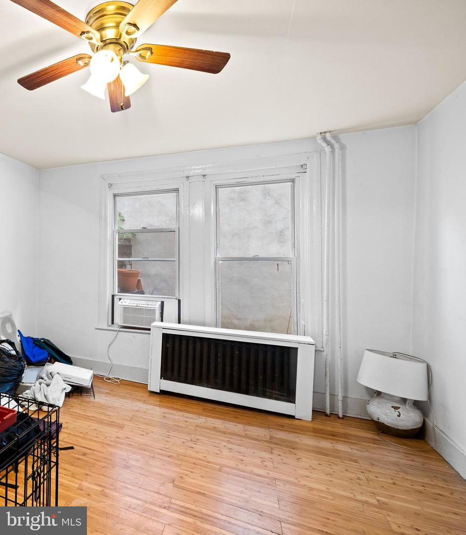339 CHRISTIAN STREET Unit: 1