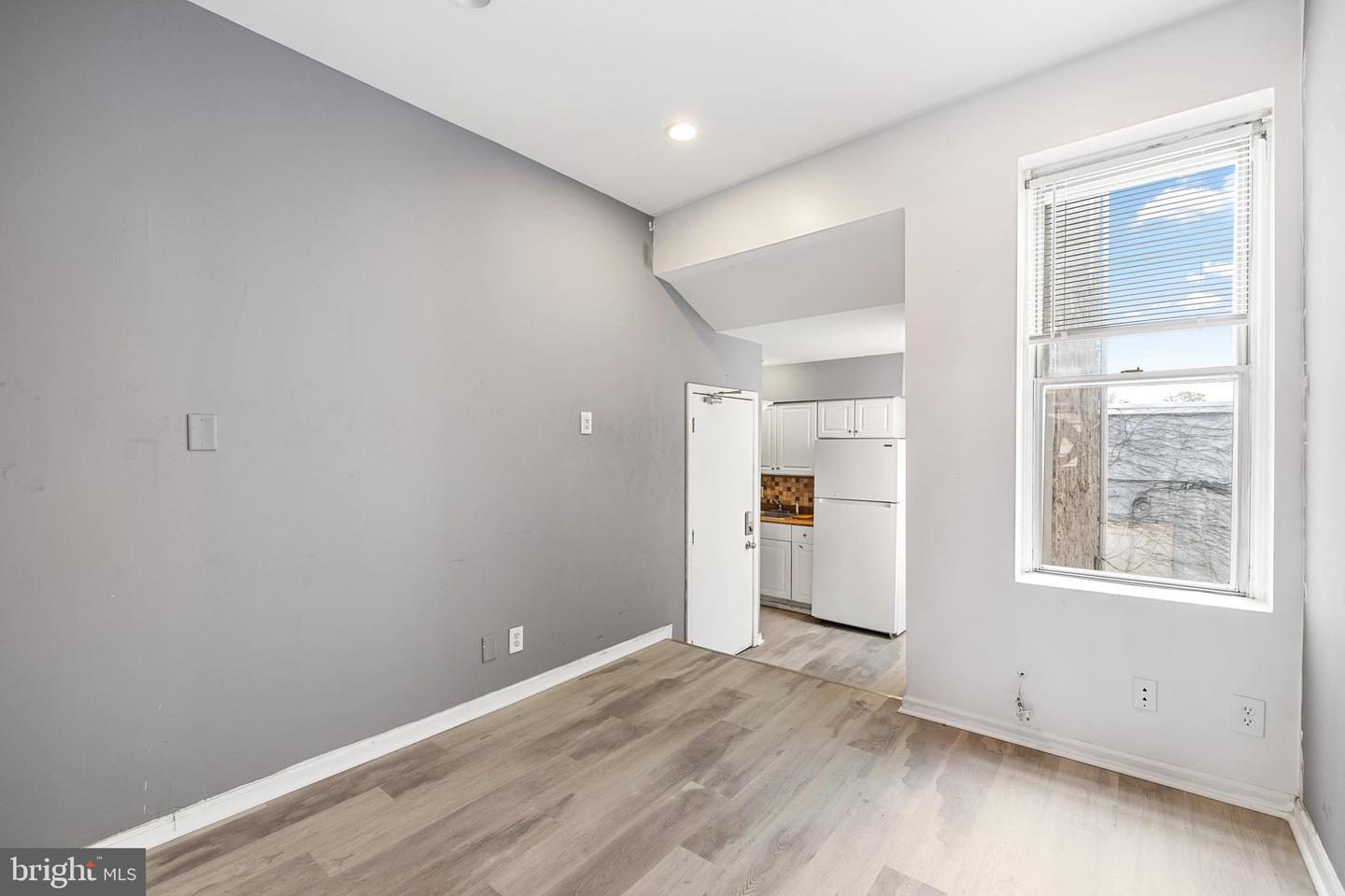 2532 POPLAR STREET Unit: 2