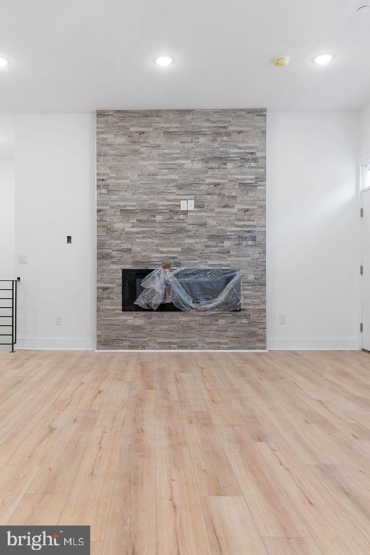 2100 N Hancock STREET Unit: 2