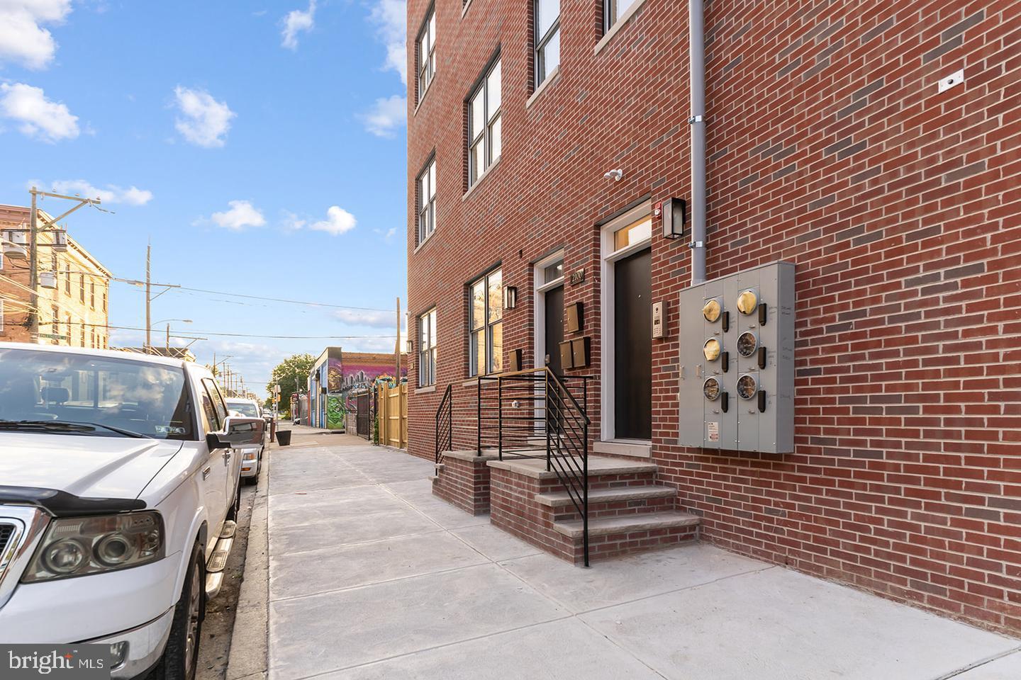 2100 N Hancock STREET Unit: 2