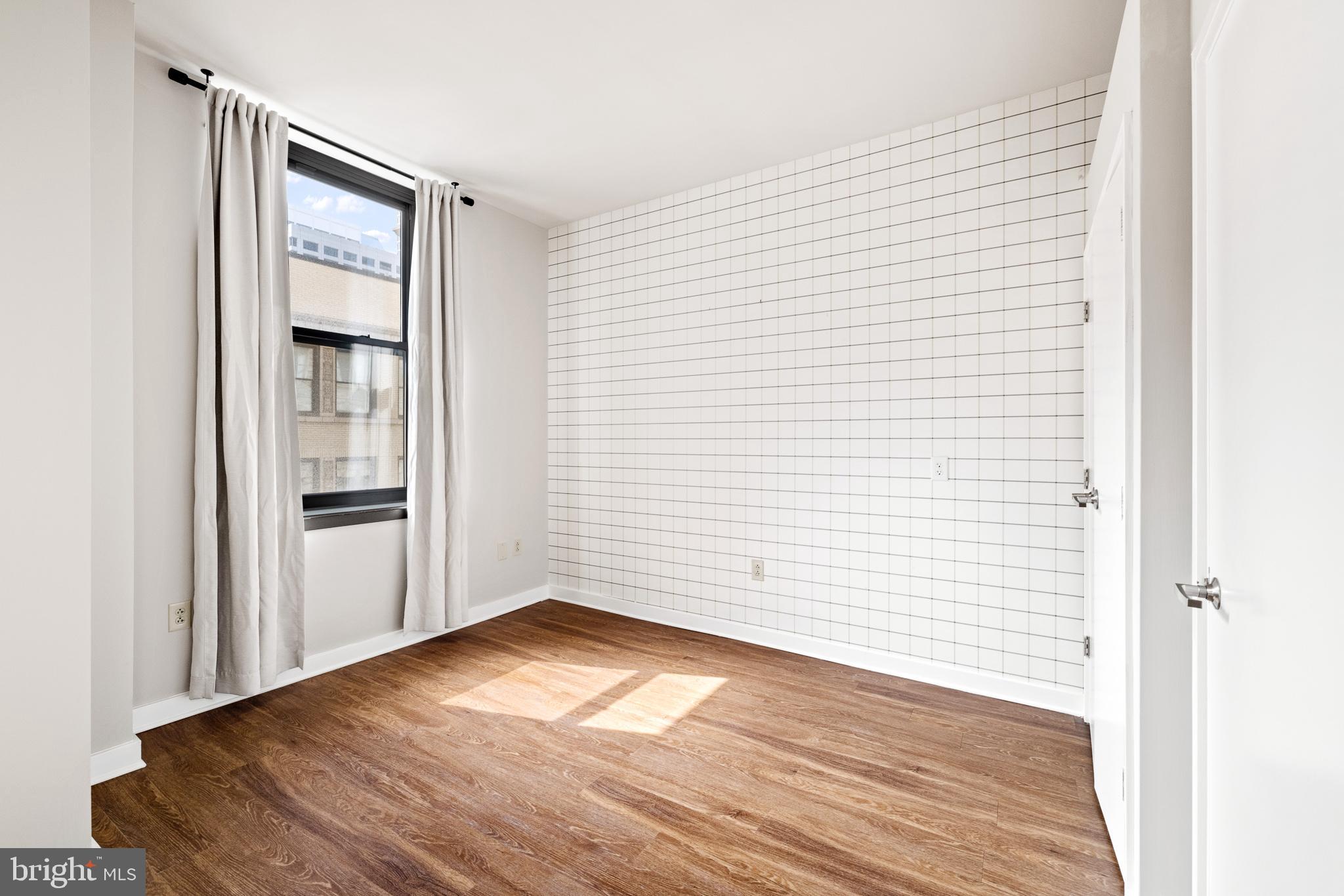 1530 CHESTNUT STREET Unit: 503