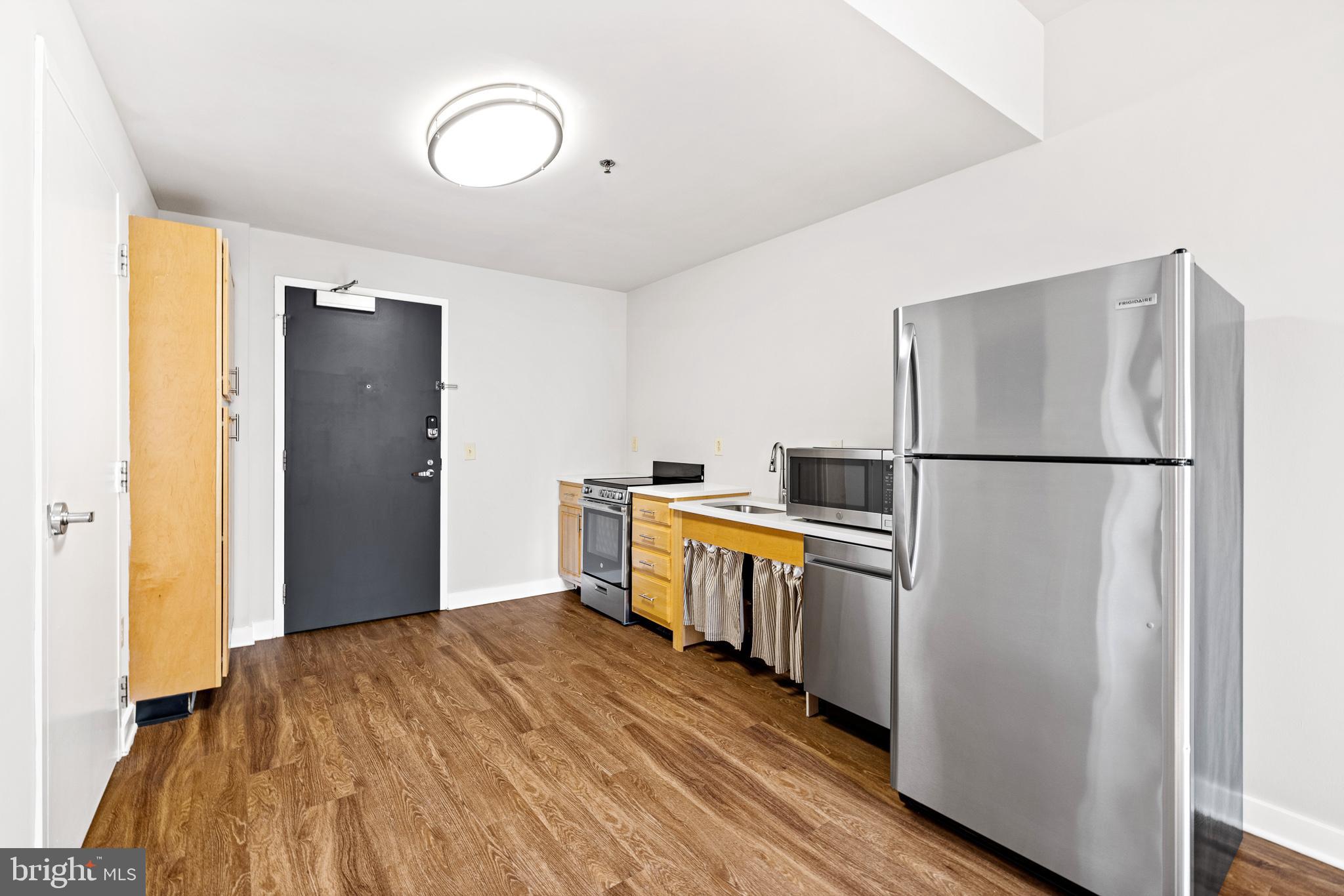 1530 CHESTNUT STREET Unit: 503