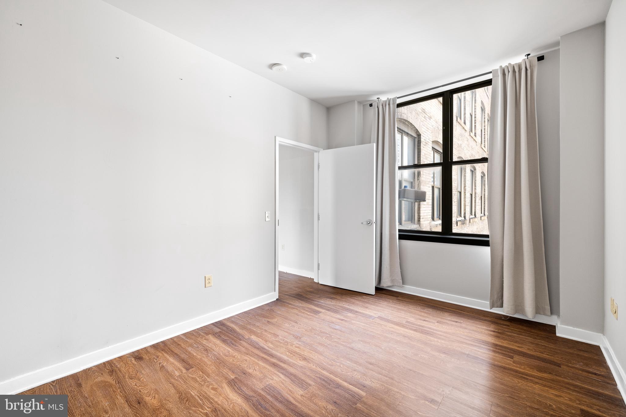 1530 CHESTNUT STREET Unit: 709