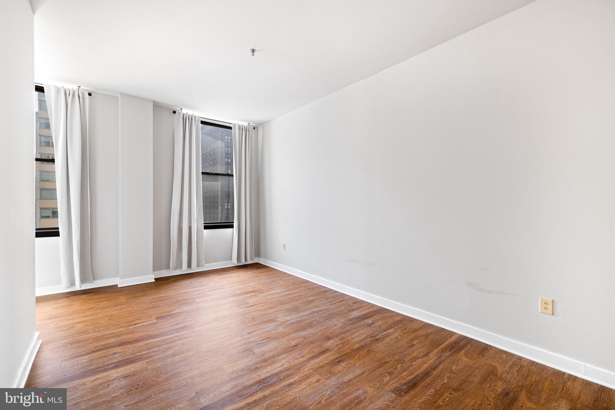 1530 CHESTNUT STREET Unit: 709