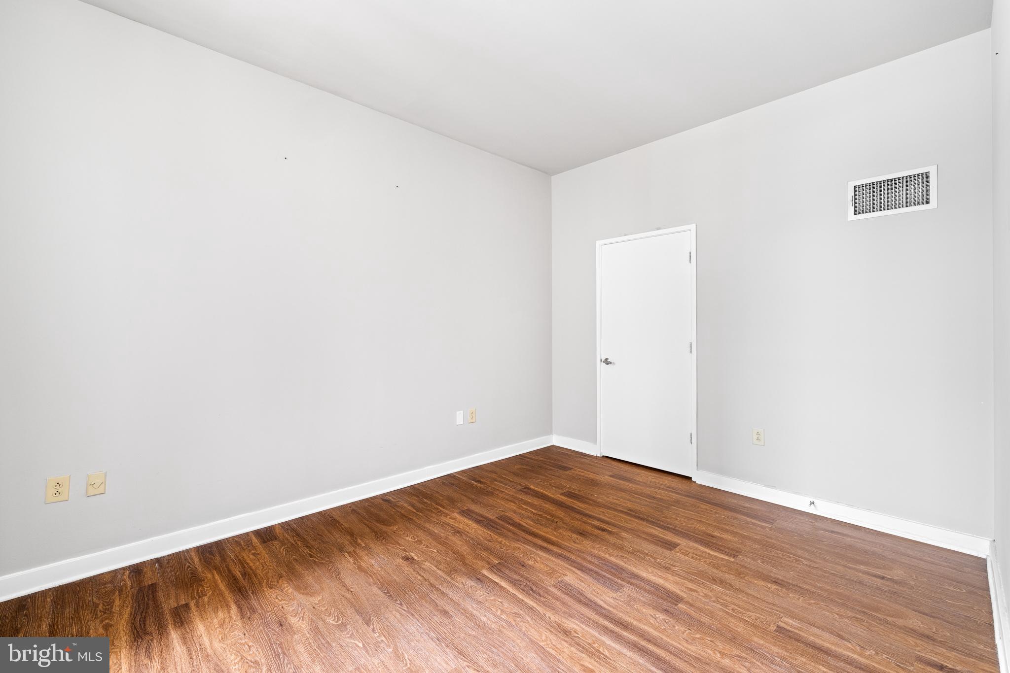 1530 CHESTNUT STREET Unit: 709