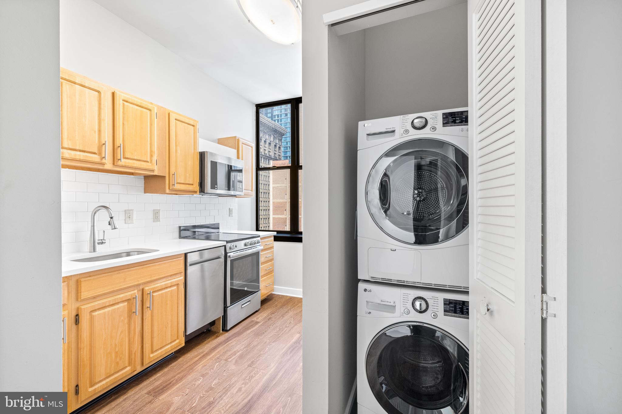 1530 CHESTNUT STREET Unit: 709