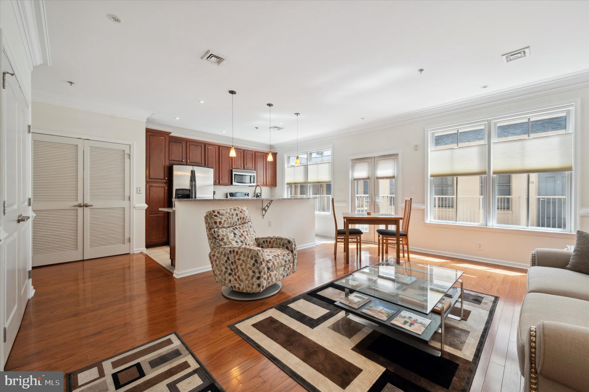 133 N BREAD STREET Unit: C3