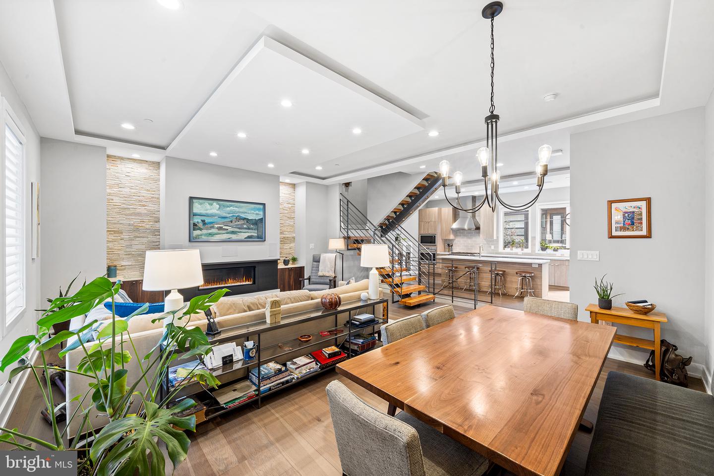 604 N 3rd STREET