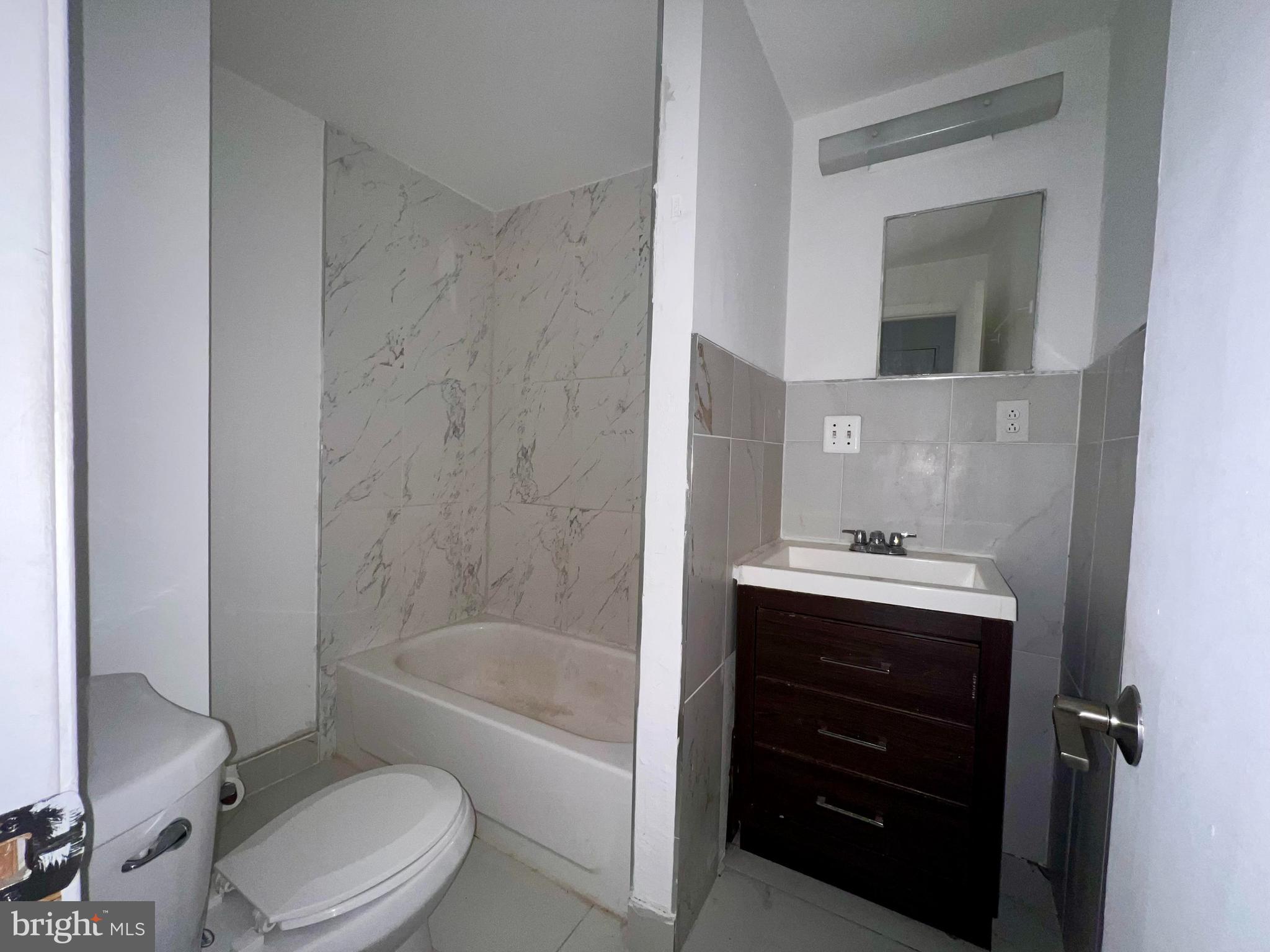 1249 Shackamaxon STREET Unit: 3F